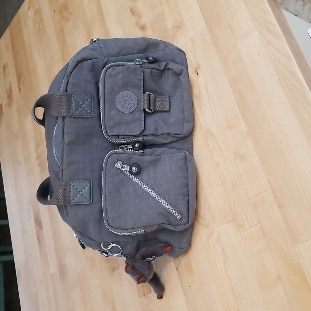 Kipling Defea Should Bag Grey